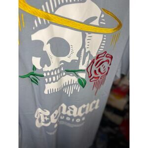 NWT Sz. S - Tenaciti Skull w/ Rose Shirt (light Blue)